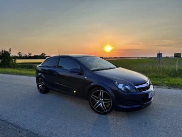 Opel Astra - Gtc