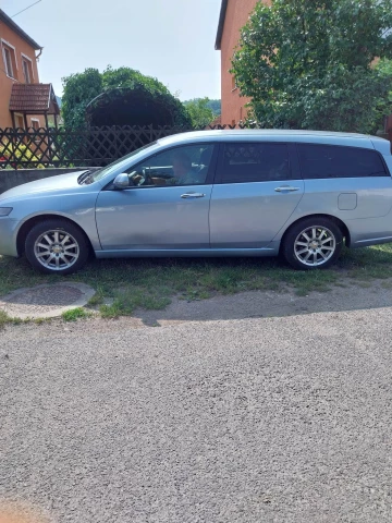 Honda Accord - ACCORD TOURER