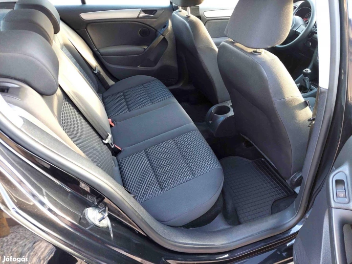 Volkswagen_Golf_VI_1_4_Tsi_Comfortline_599962337558161