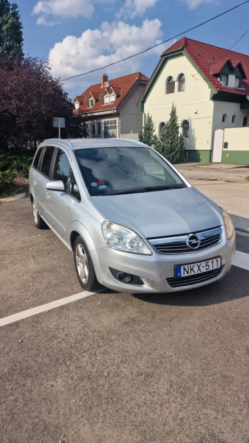Opel Zafira - B
